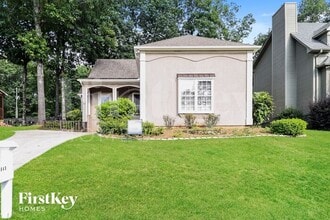 Building Photo - 849 Crest Cove