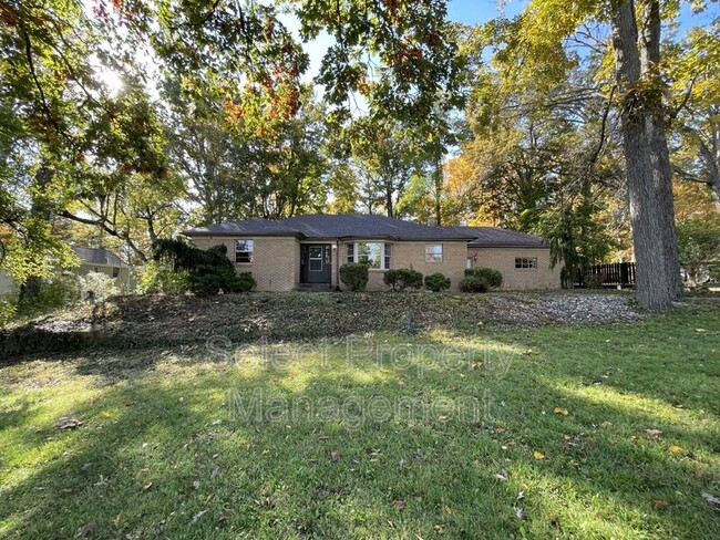 Primary Photo - 7611 Aboite Center Rd