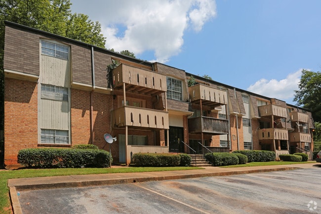 Royal Manor Decatur, GA Apartment Finder