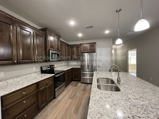 Building Photo - 3888 Ranch Rd