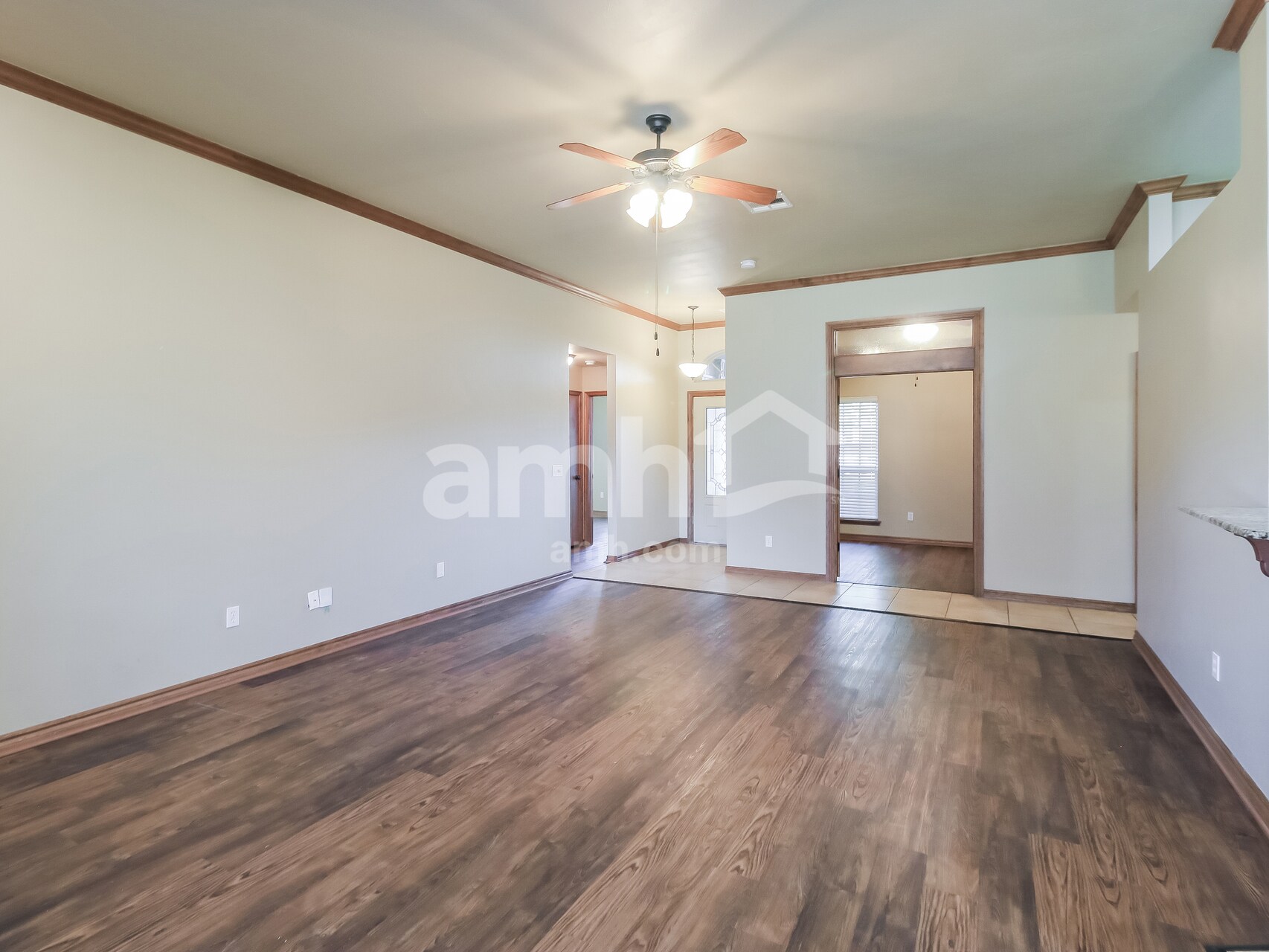 Building Photo - 809 Tea Rose Dr