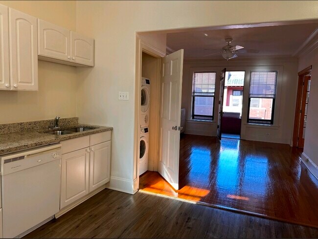 Building Photo - 1130 W Pratt Blvd