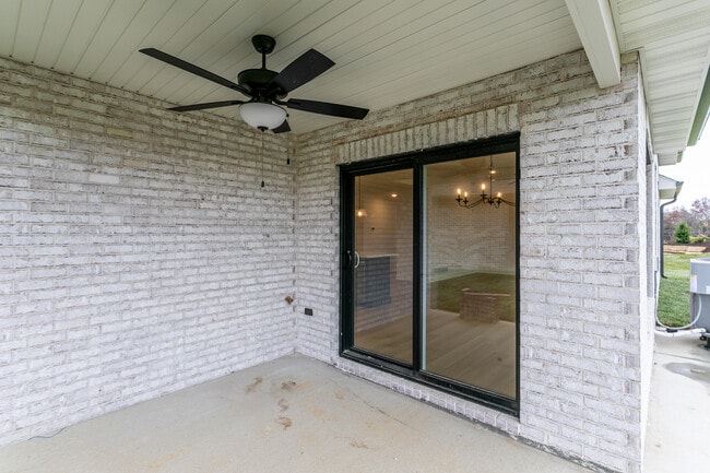 Building Photo - 1913 Wes Milligan Ln