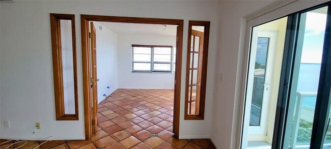 Building Photo - 6000 N Ocean Blvd