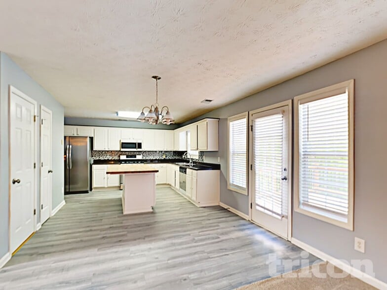 Building Photo - 268 Lakeview Pl