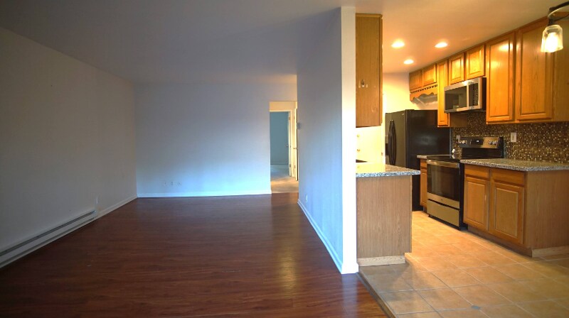 Building Photo - 150 Saratoga Ave