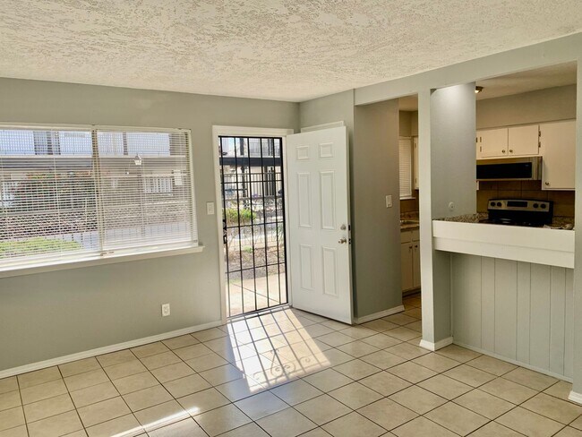 Interior Photo - Playa Del Sol