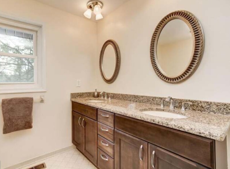 Building Photo - 6636 Isle of Skye Dr