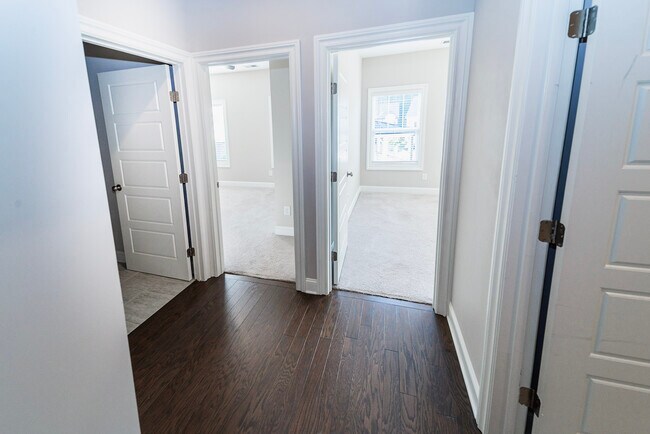 Building Photo - 1791 Willow Way