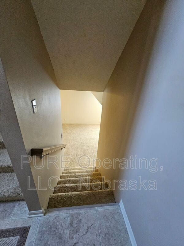 Building Photo - 16860 Larimore Ave