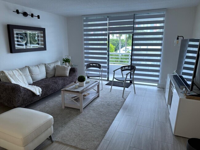 Building Photo - 3300 NE 192 St