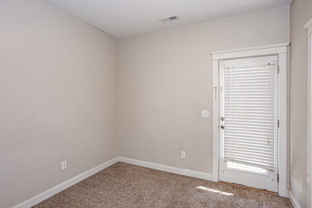 Building Photo - 13804 Connell Green Dr