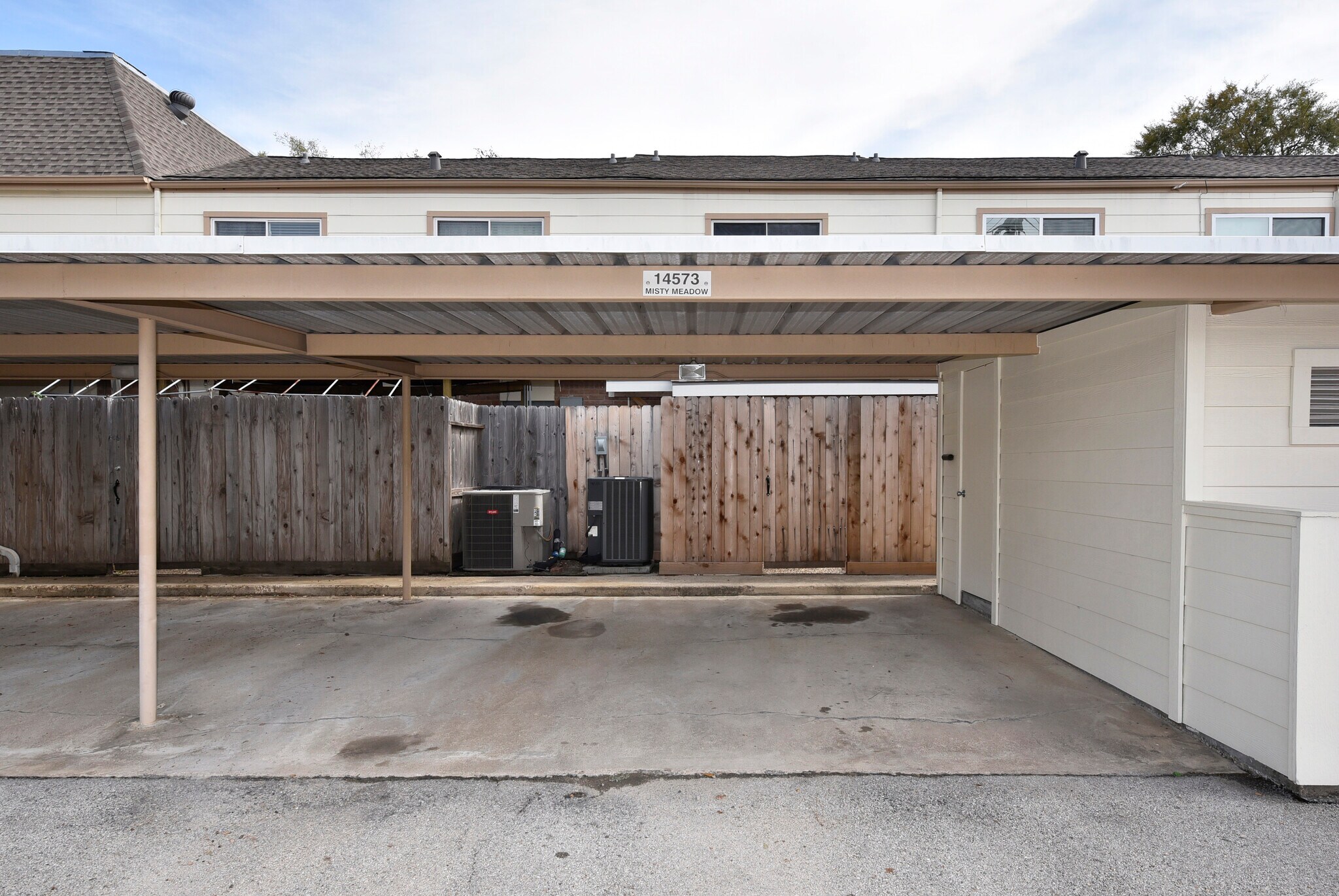 Building Photo - 14573 Misty Meadow Ln