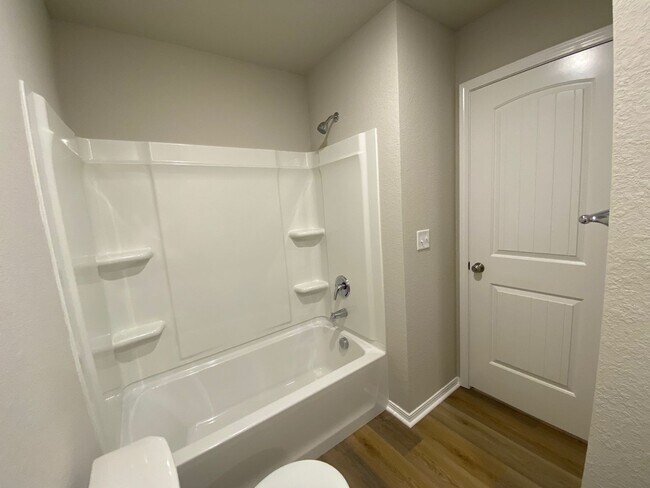 Building Photo - 4520 Olympic Dr