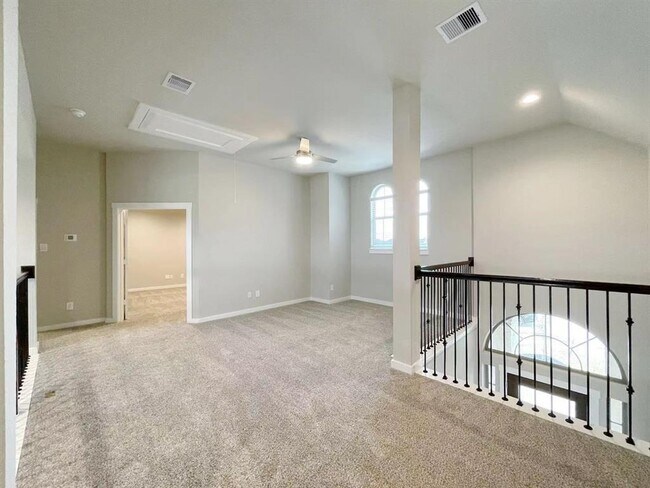 Building Photo - 3514 Gore Creek Dr