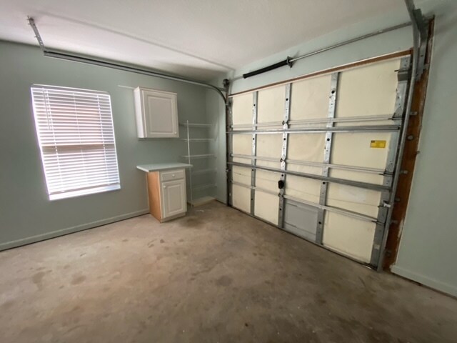 Building Photo - 1 Ryarbor Dr