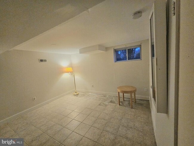 Building Photo - 3220 Alice Ct