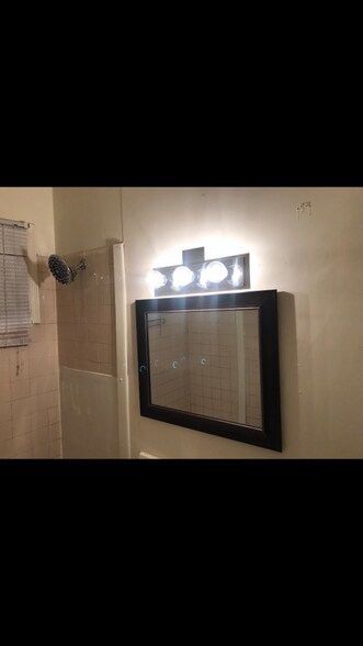 Building Photo - 14612 Shepard Dr