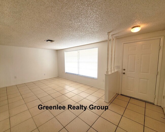 Building Photo - 2 Bedroom/2 Bath Home in Port Richey- Pet ...