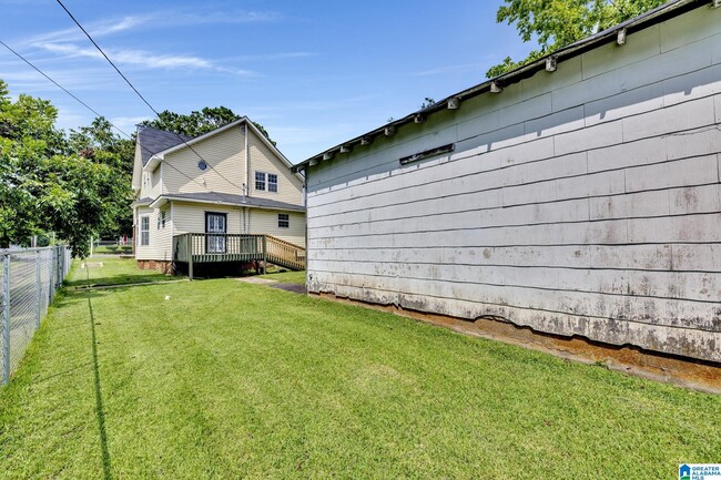 Building Photo - 2301 26th St Ensley
