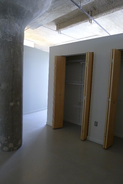 Building Photo - 41 Burroughs St