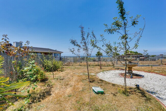 Building Photo - 5370 Bay Pointe Ct