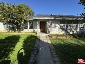 Building Photo - 11330 Balboa Blvd