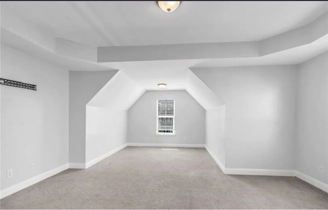 Building Photo - 908 Liberty Ln