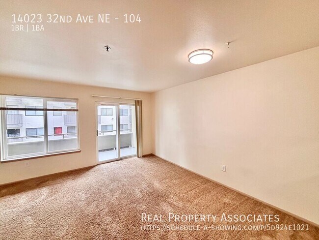 Building Photo - 14023 32nd Ave NE