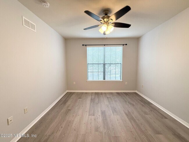 Building Photo - 12700 Bartram Park Blvd