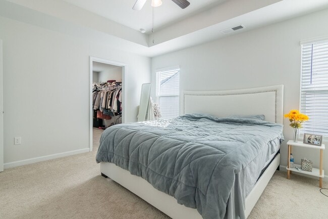 Building Photo - Like New Home in Grovetown