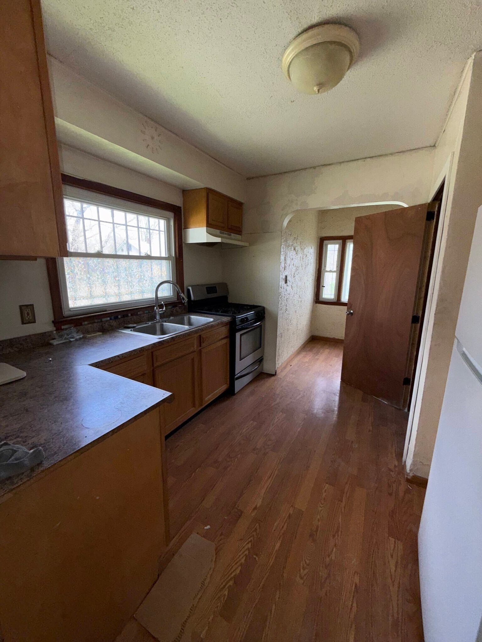 Building Photo - 3918 Trumbull Ave