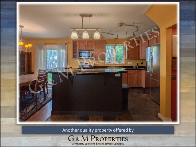 Building Photo - Fantastic 3-Bedroom in UofR / Strong Neigh...