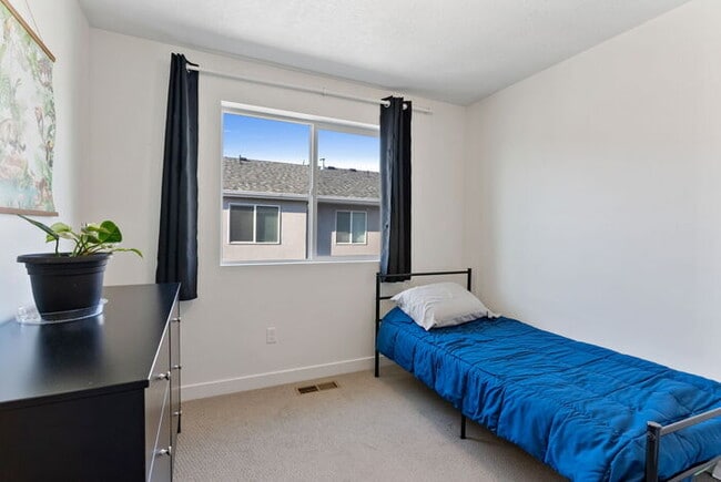 Building Photo - Coming Soon!