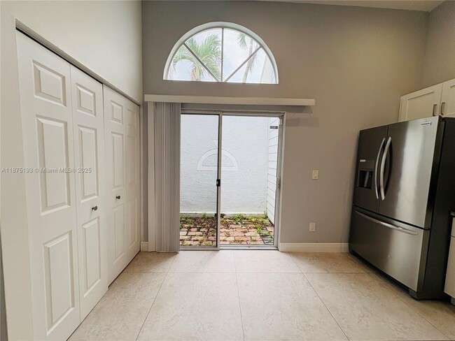 Building Photo - 8579 Dynasty Dr