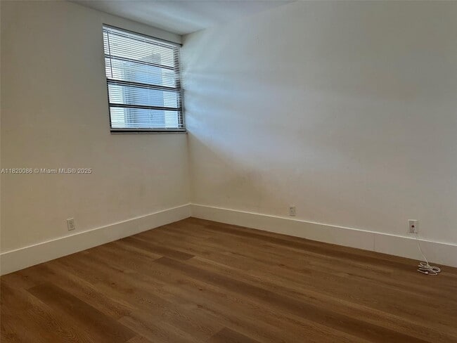 Building Photo - 8419 Forest Hills Dr