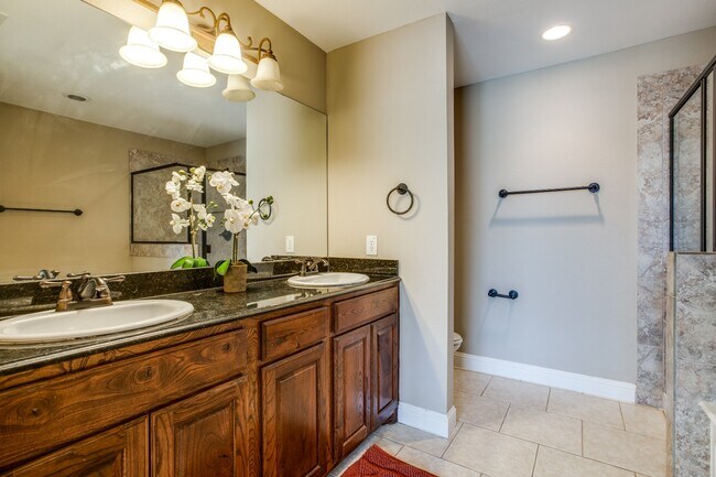 Building Photo - Furnished Two-Bedroom on Halcyon Place | Old East Dallas