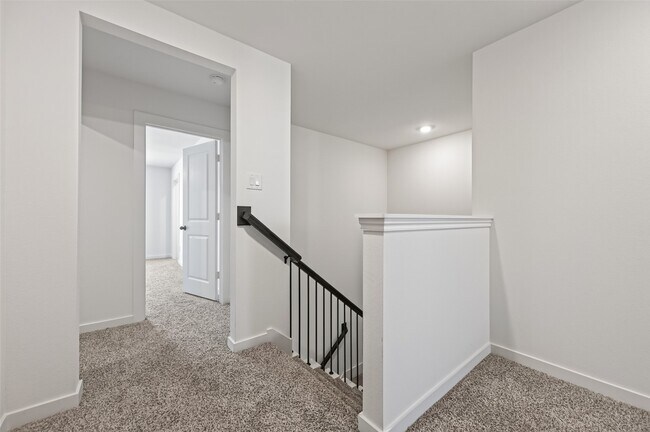 Building Photo - 3511 Goldfinch Wds Dr