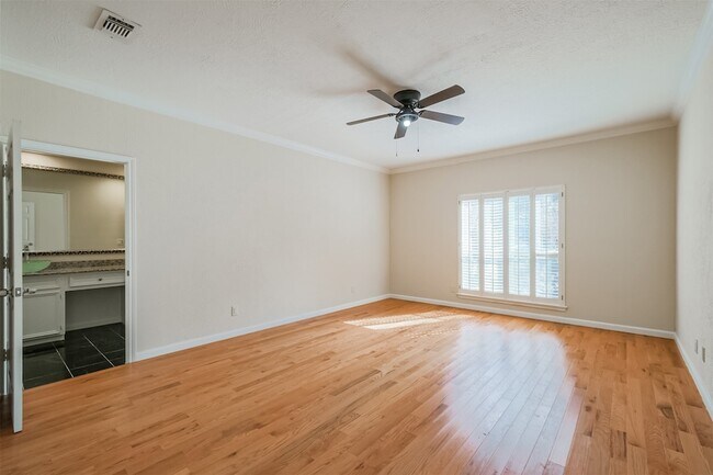 Building Photo - 12214 Cypresswood Dr