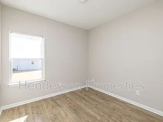 Building Photo - 160 Tillery Ln