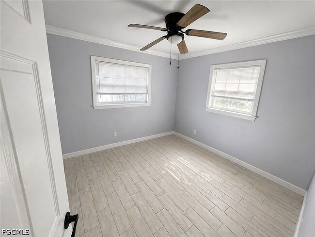 Building Photo - 2079 E Tobago Cir