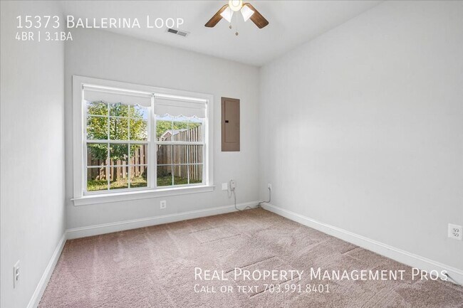 Building Photo - 15373 Ballerina Lp