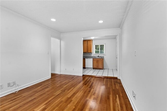 Building Photo - 255 Jefferson Pl