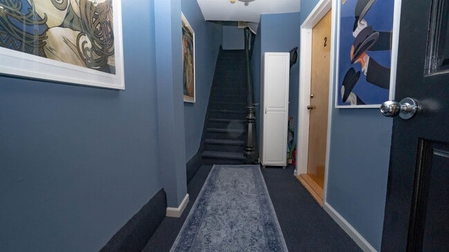 Building Photo - 134 Garden St