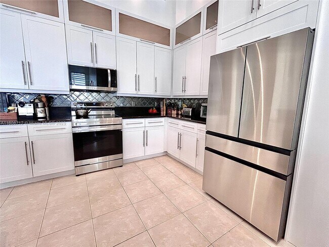 Building Photo - 1714 Victoria Pointe Cir