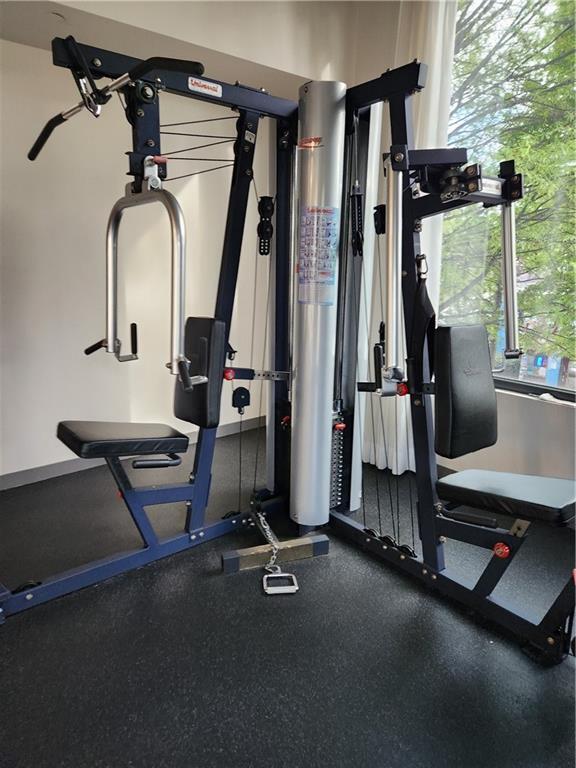 Building Photo - 335 W Ponce de Leon Ave