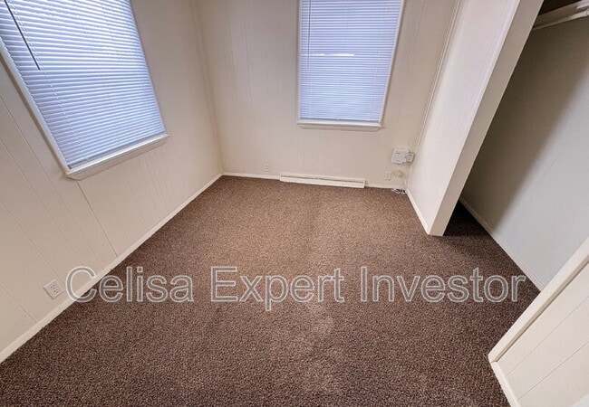 Building Photo - 5506 Webster St