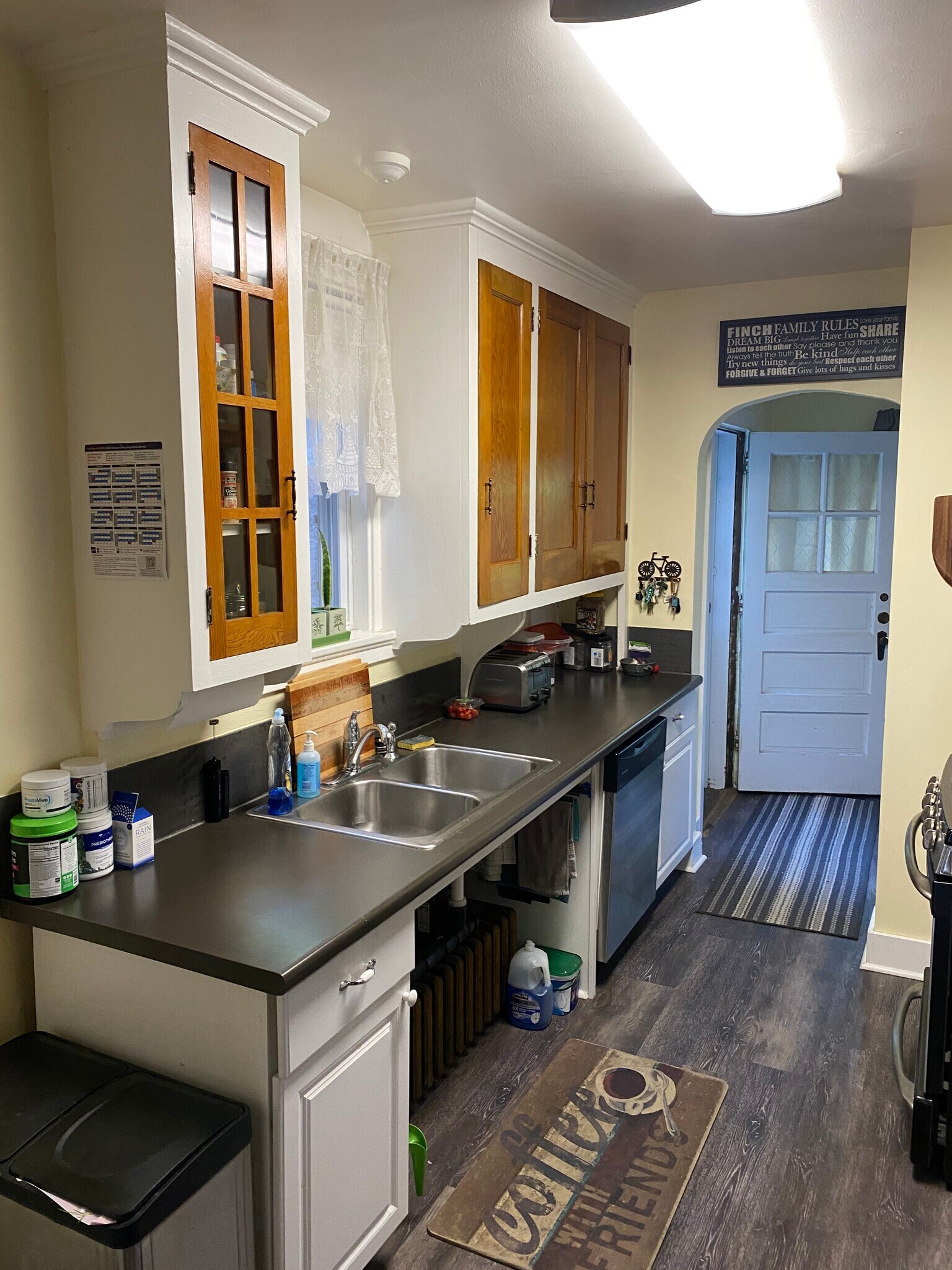 Kitchen - 6824 McPherson Blvd