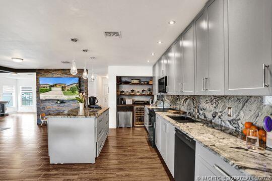 Building Photo - 3206 Turtle Cove