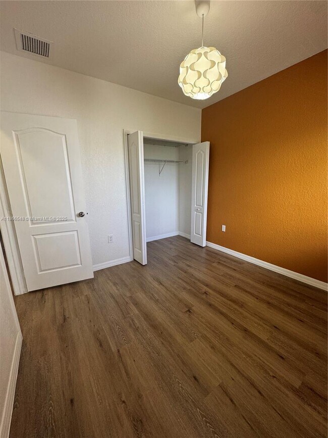 Building Photo - 16319 SW 44th Terrace